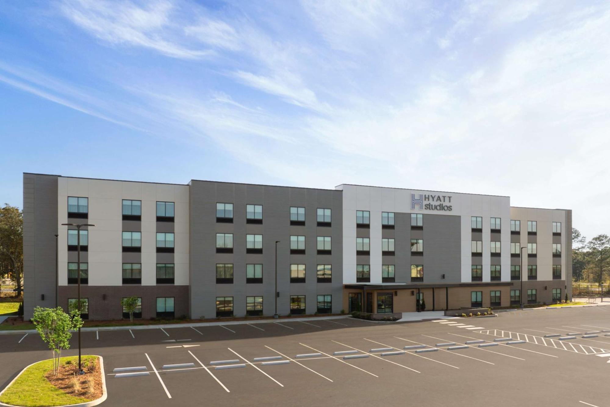 Hyatt Studios Mobile/Tillmans Corner Exterior photo