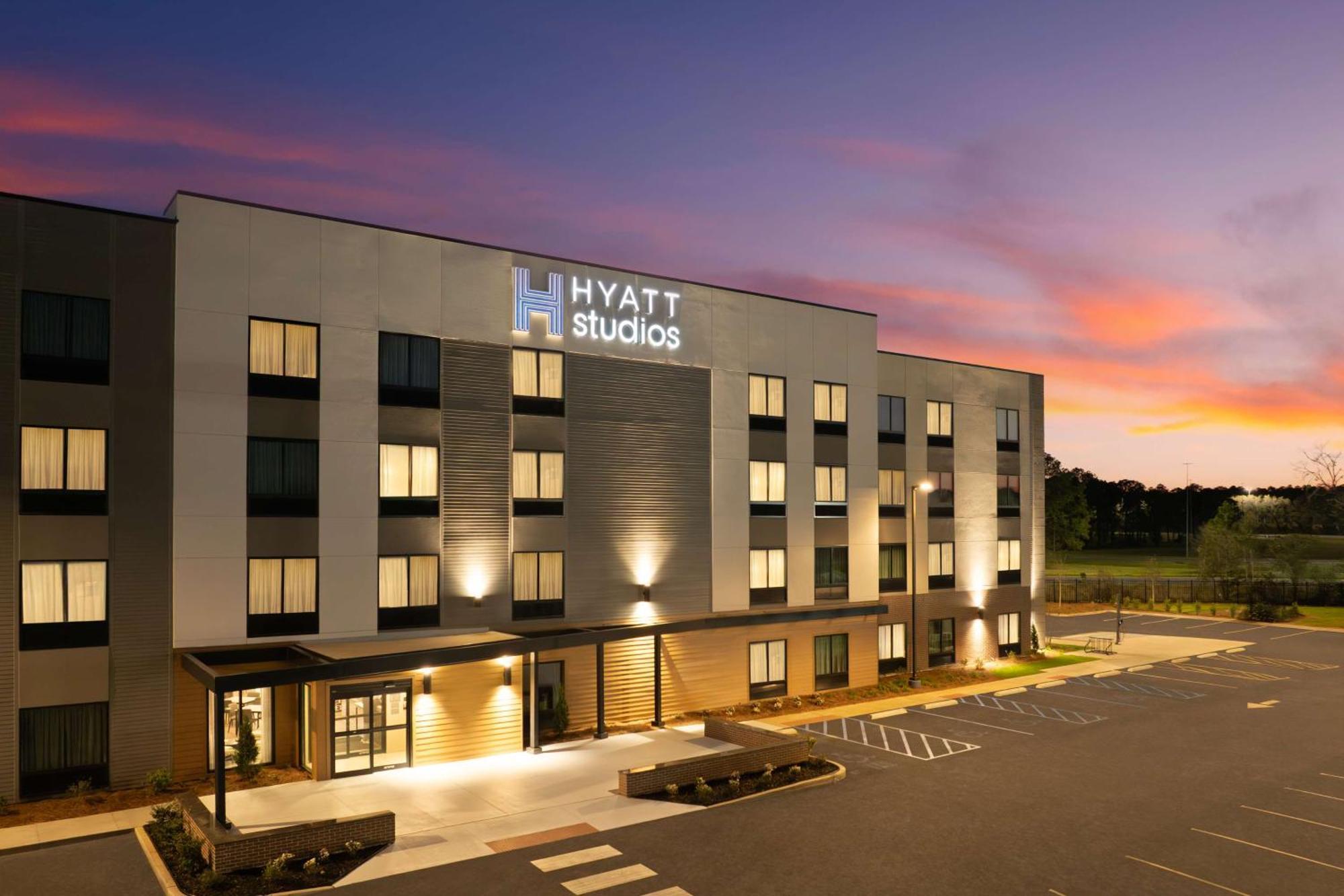 Hyatt Studios Mobile/Tillmans Corner Exterior photo